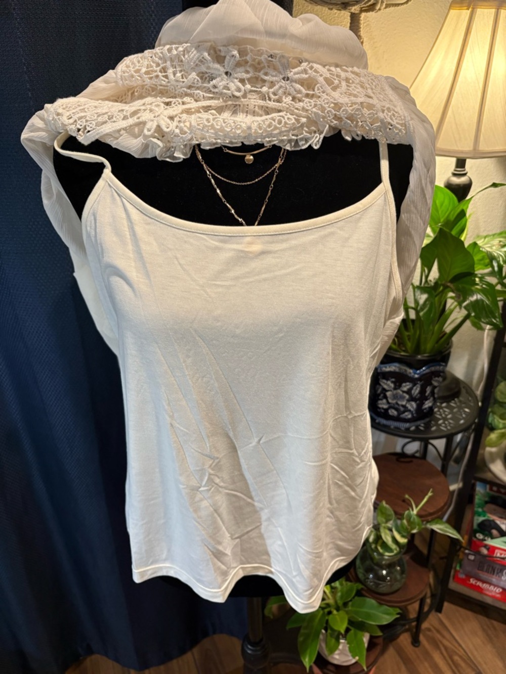 2-Piece Style & Co. Cream Crochet Yoke Flowy Tunic With Cami Large - Picture 9 of 16